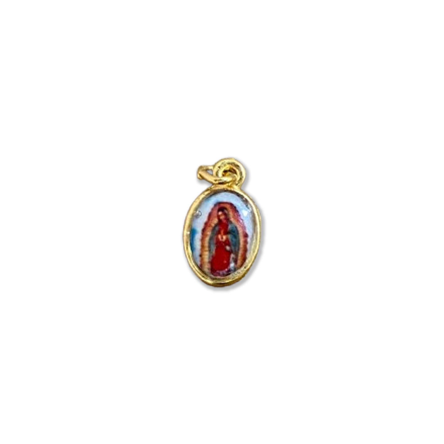 PINGENTE DOURADO OVAL RESINADO NOSSA SENHORA DE GUADALUPE  (5 UNIDADES)