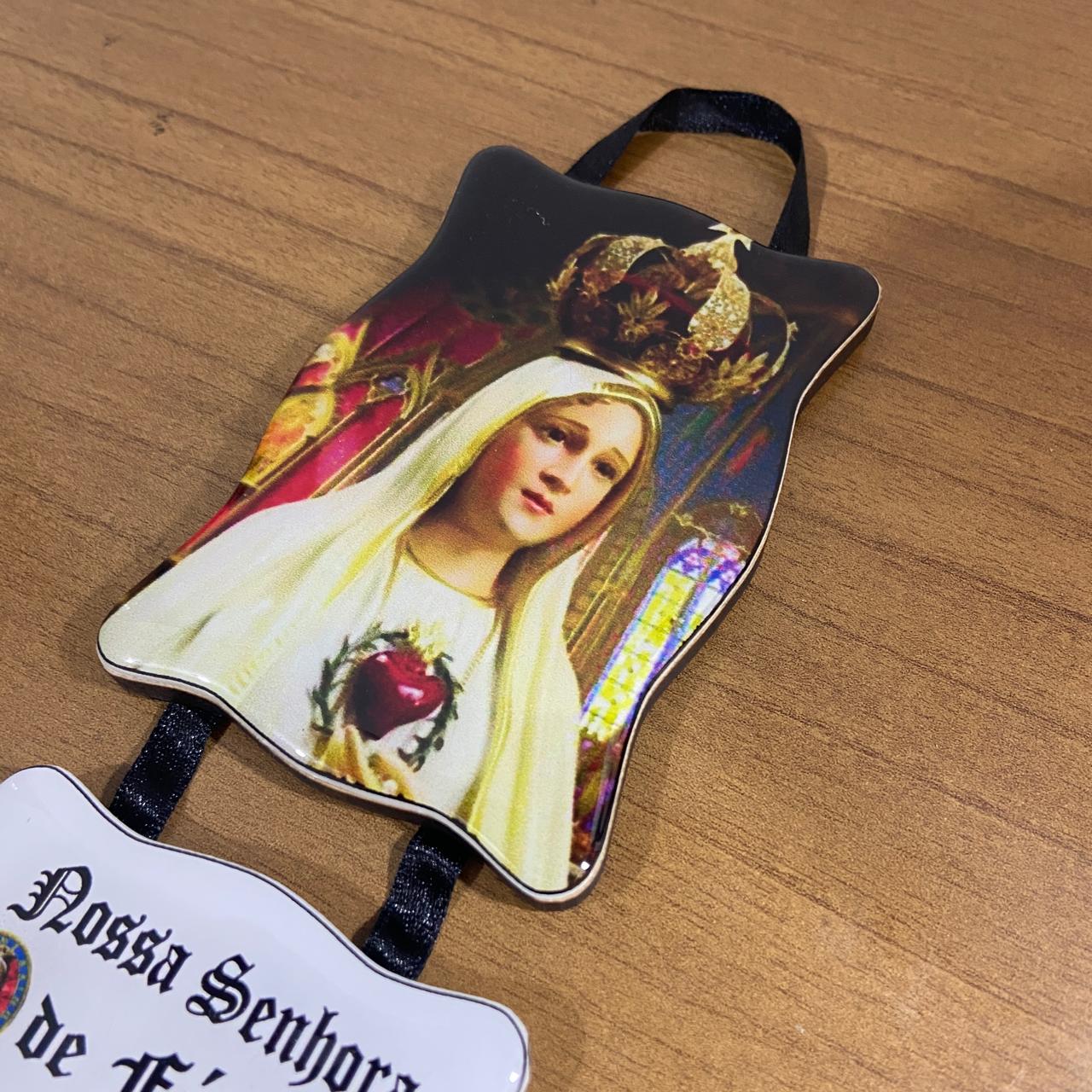 ADORNO DUPLO QUADRADO FITA NOSSA SENHORA DE FÁTIMA (1 UNIDADE)