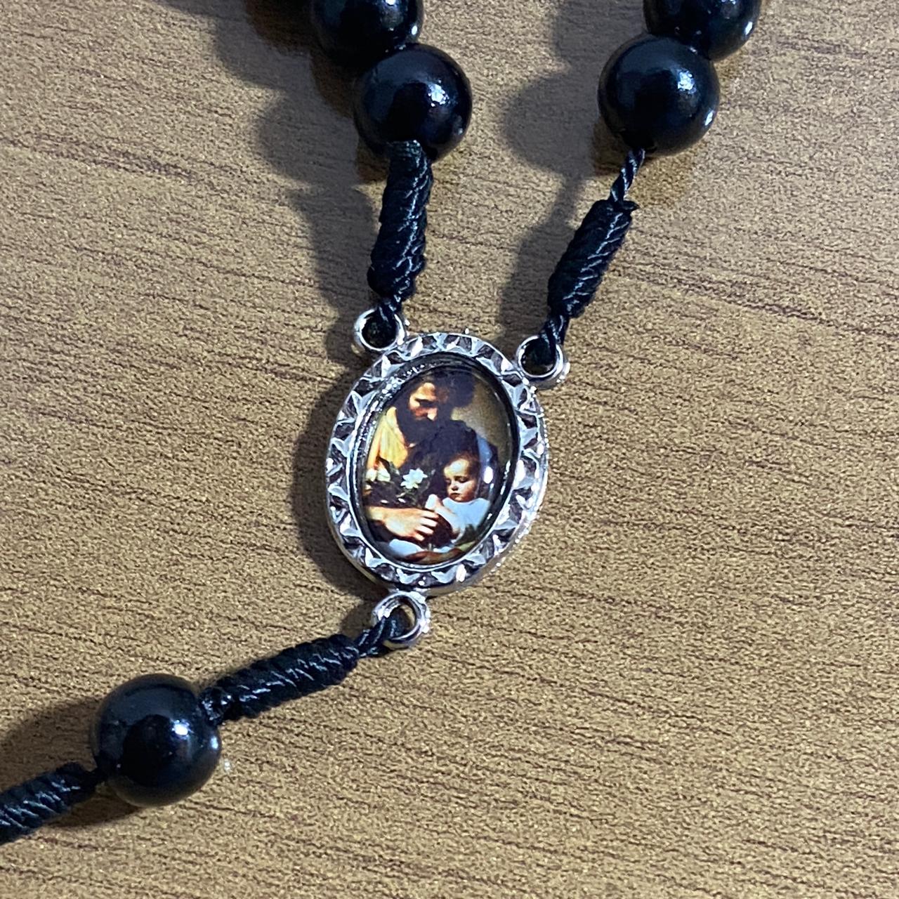 TERÇO PÉROLA PRETA SÃO JOSÉ  8MM (1 UNIDADE)