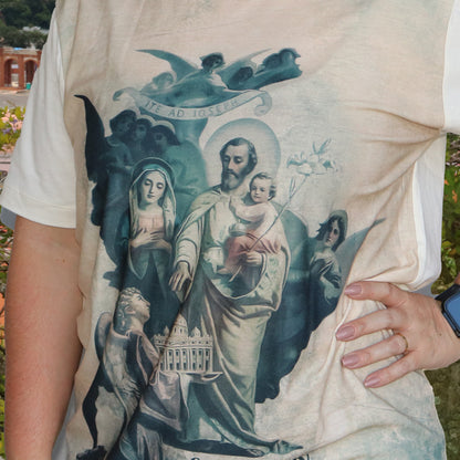 CAMISETA BEGE SAGRADA FAMÍLIA TAMANHO M (1 UNIDADE)