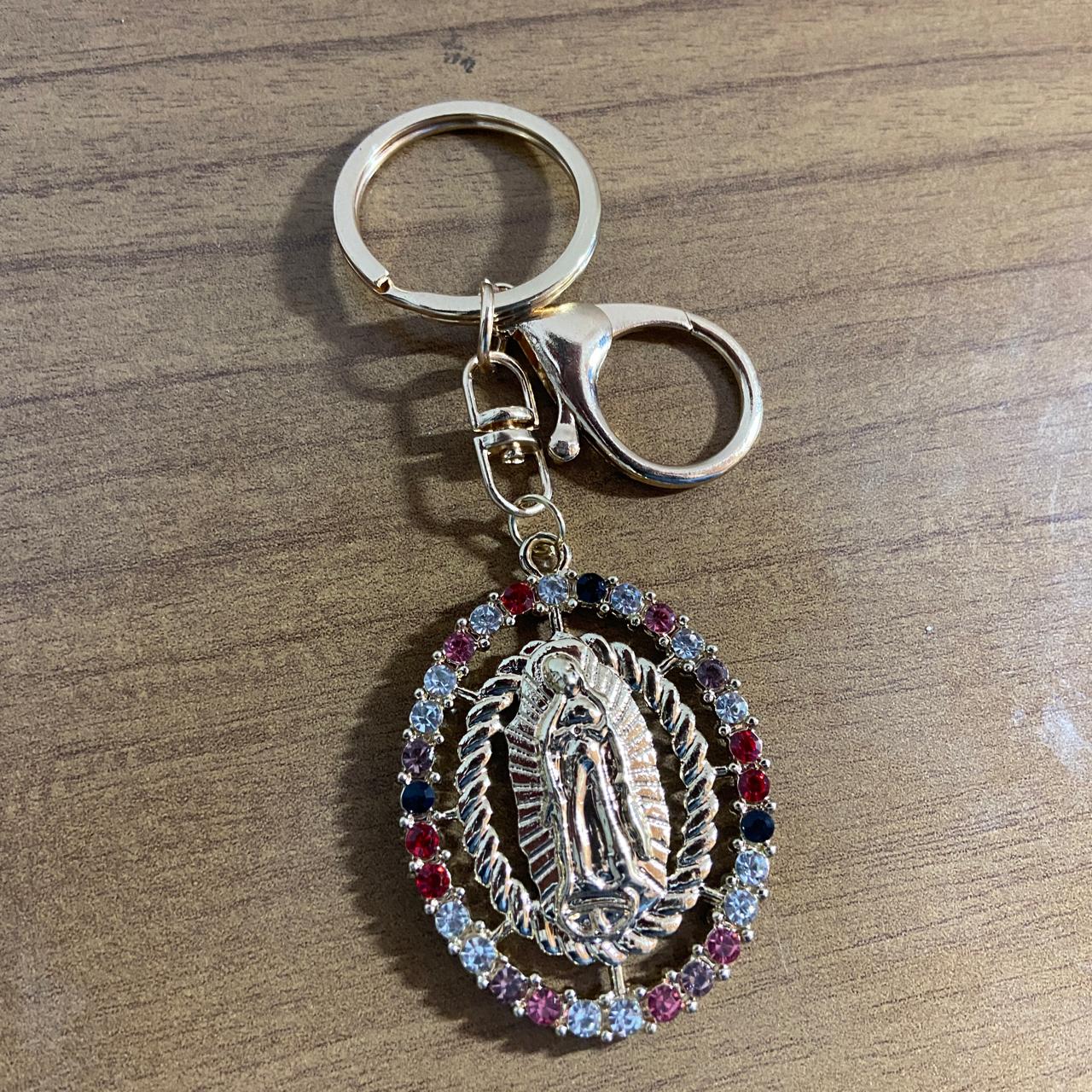 CHAVEIRO LUXO NOSSA SENHORA DE GUADALUPE COM STRASS COLORIDO  (6 UNIDADES)