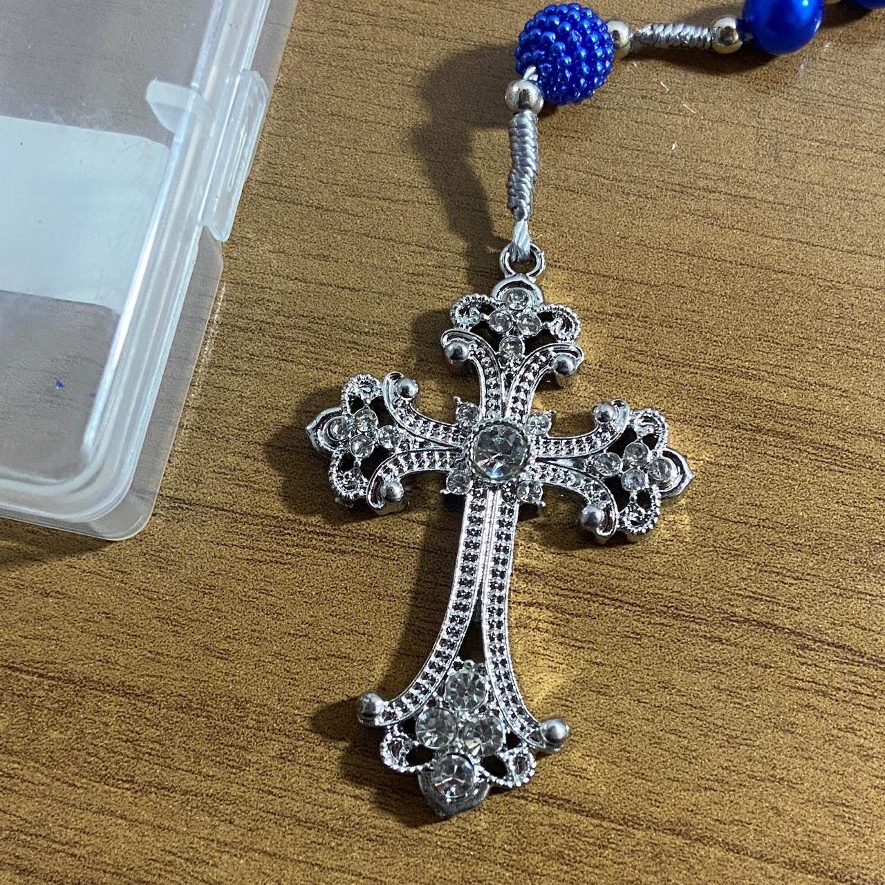 TERÇO DE NOIVA PRATEADO PÉROLA AZUL NOSSA SENHORA APARECIDA 08MM (1 UNIDADE)