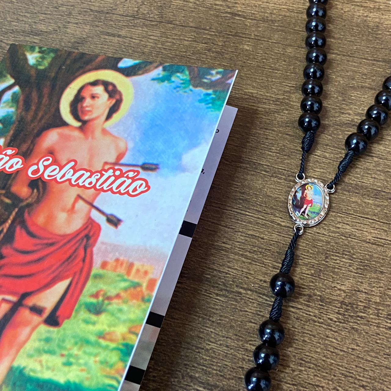 TERÇO PÉROLA PRETA SÃO SEBASTIÃO 8MM (1 UNIDADE)