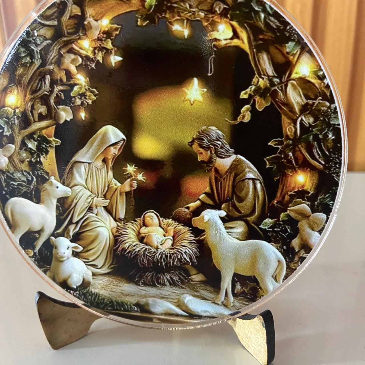 ADORNO DE MESA ACRÍLICO RESINADO PRESÉPIO MOD1 9,5CM (1 UNIDADE)