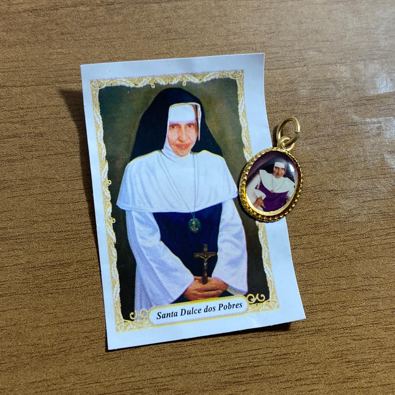 MEDALHA ALUMINIO SANTA DULCE DOS POBRES (36 UNIDADES)