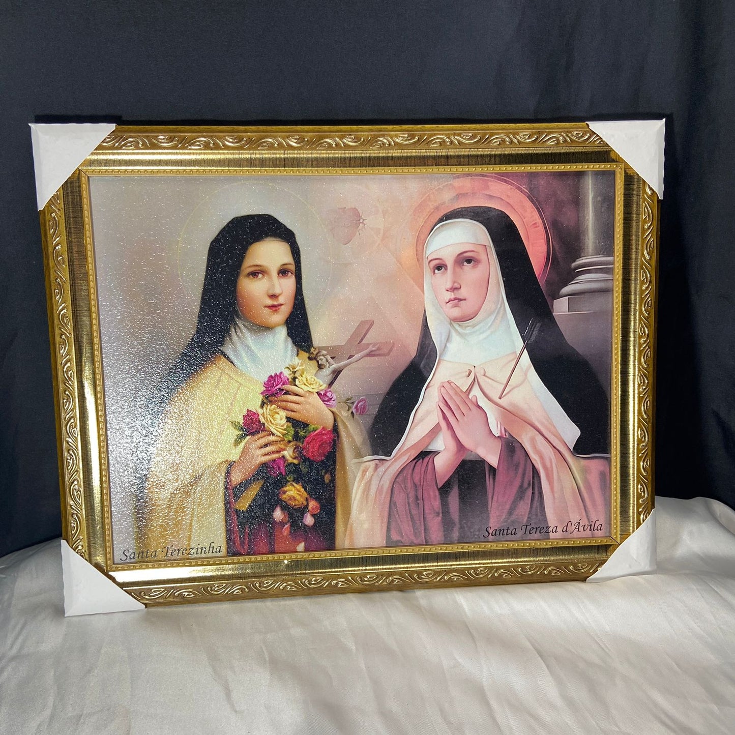 QUADRO COM MOLDURA RESINADO SANTA TERESINHA E SANTA TERESA D`ÁVILA 35CMX44CM (1 UNIDADE)