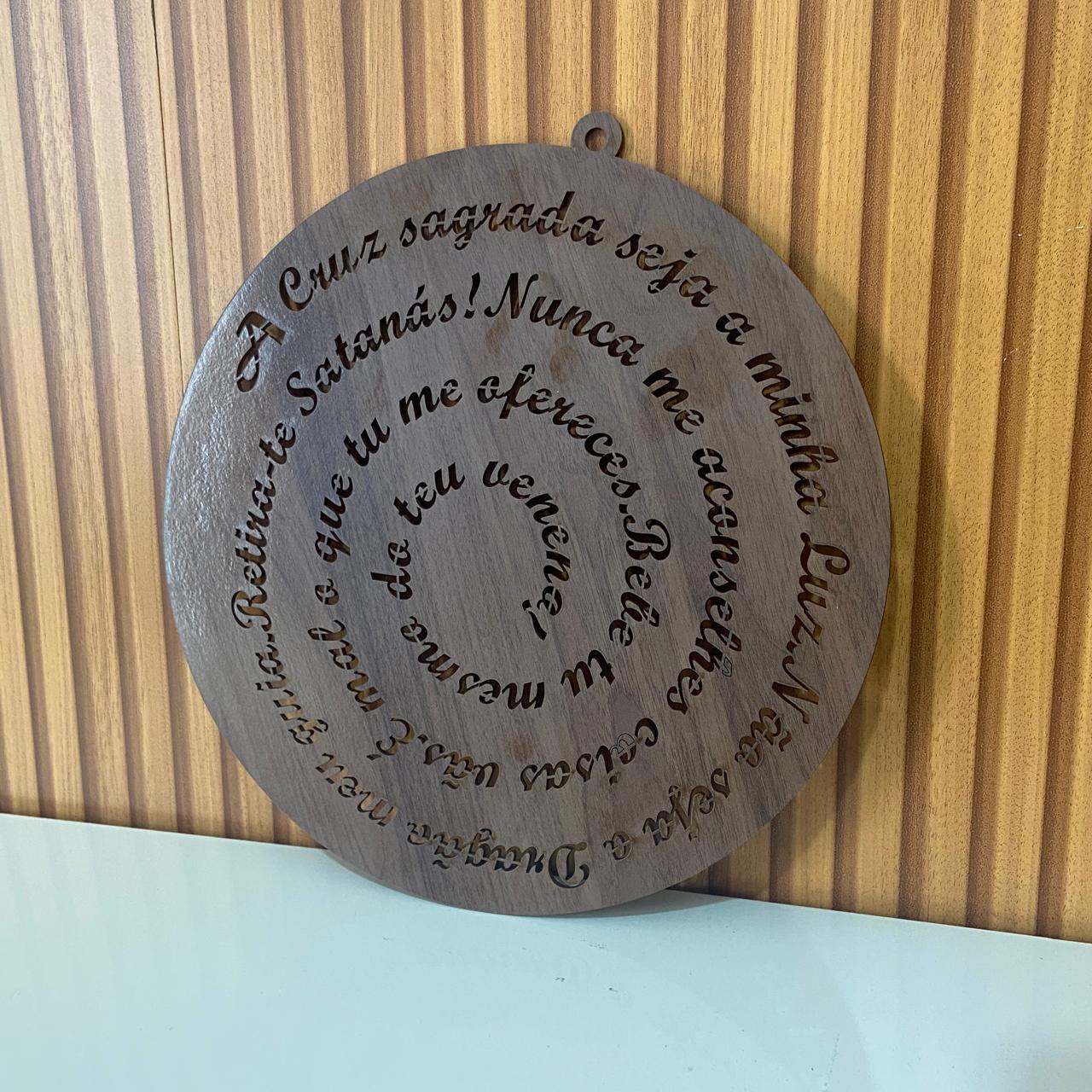 MANDALA MDF TABACO ORAÇÃO DE SÃO BENTO 30CM (1 UNIDADE)