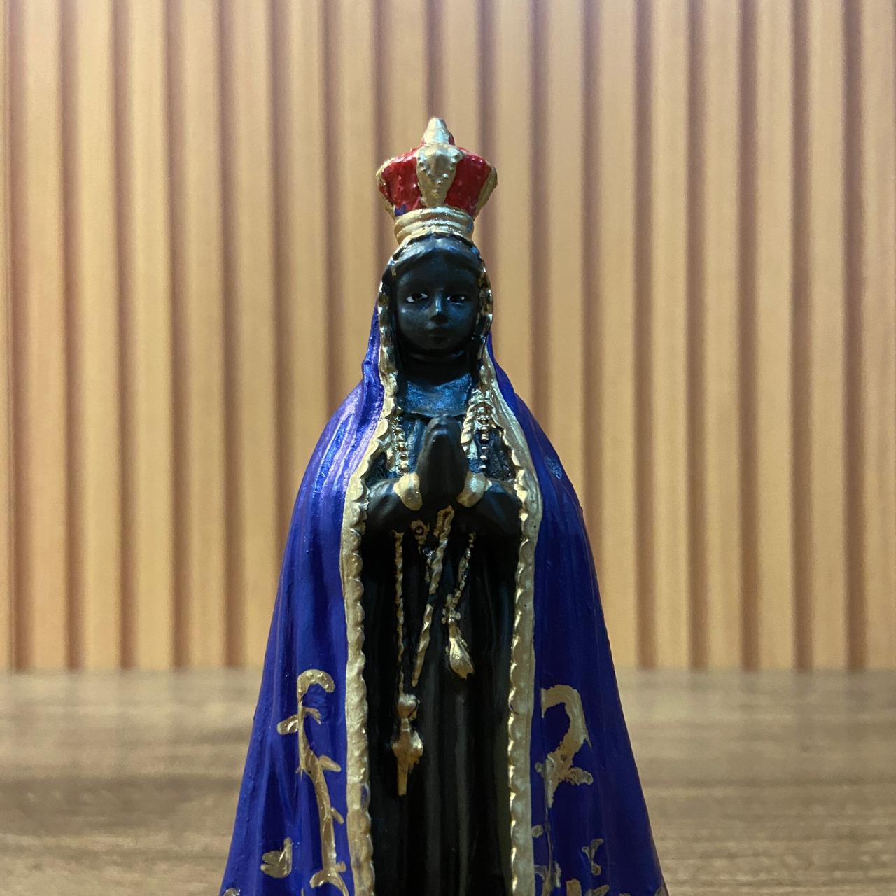 IMAGEM DE RESINA NACIONAL NOSSA SENHORA APARECIDA MOD2 15CM (1 UNIDADE)
