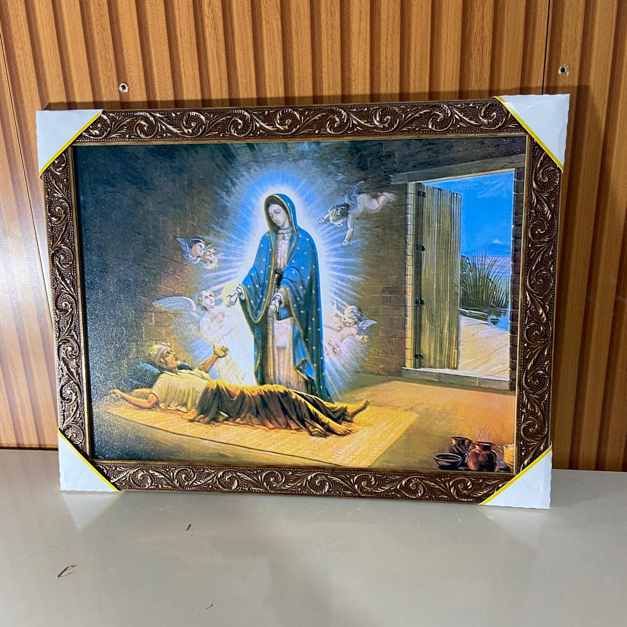 QUADRO COM MOLDURA RESINADO NOSSA SENHORA DE GUADALUPE 34CMX44CM (1 UNIDADE)