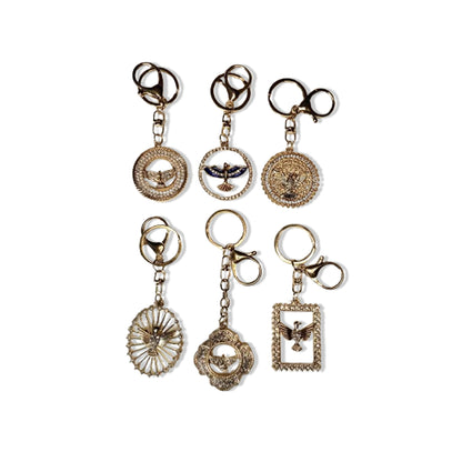 CHAVEIRO LUXO DIVINO ESPÍRITO SANTO COM STRASS SORTIDOS (6 UNIDADES)