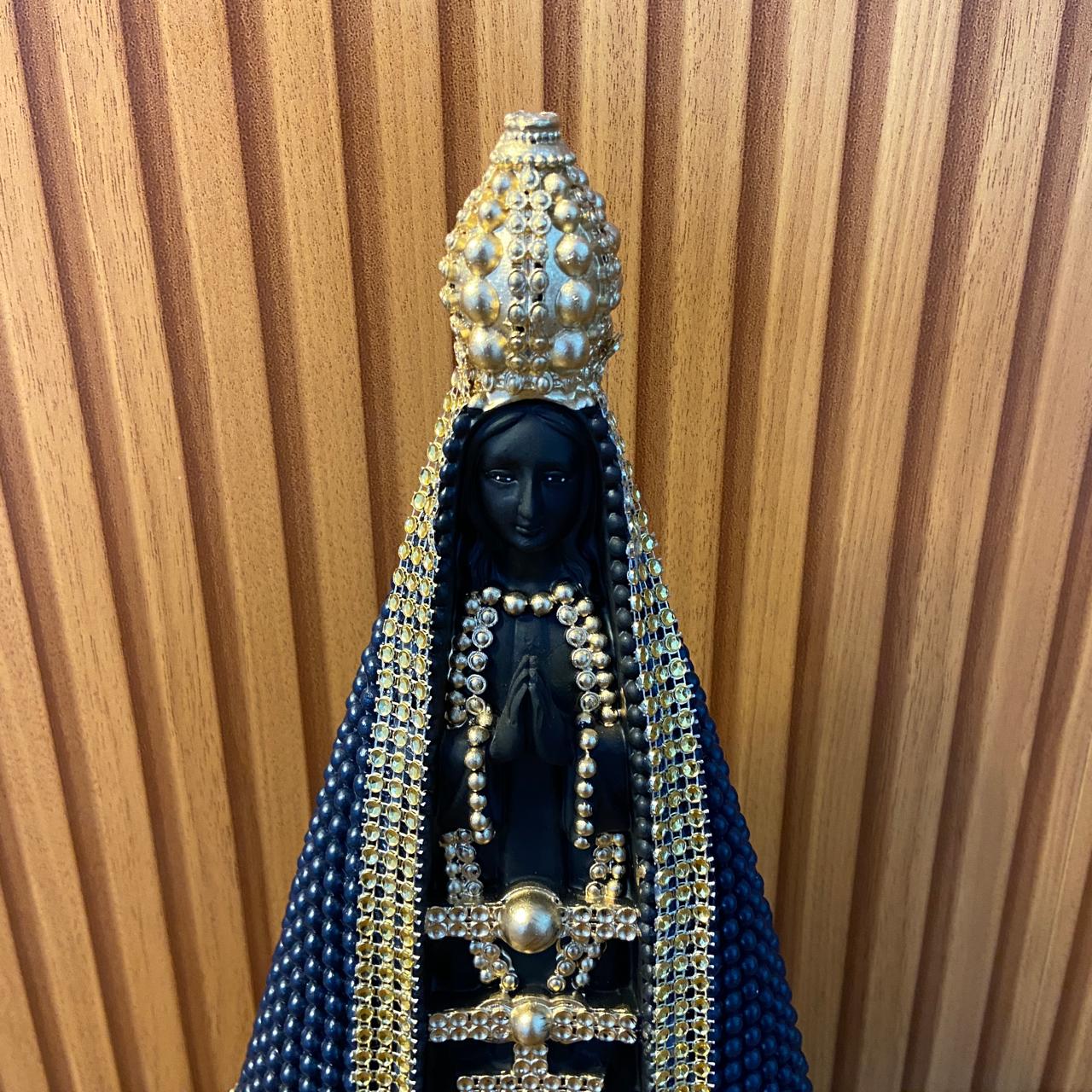 IMAGEM DE GESSO NOSSA SENHORA APARECIDA AZUL E DOURADA COM STRASS 19,5CM (1 UNIDADE)