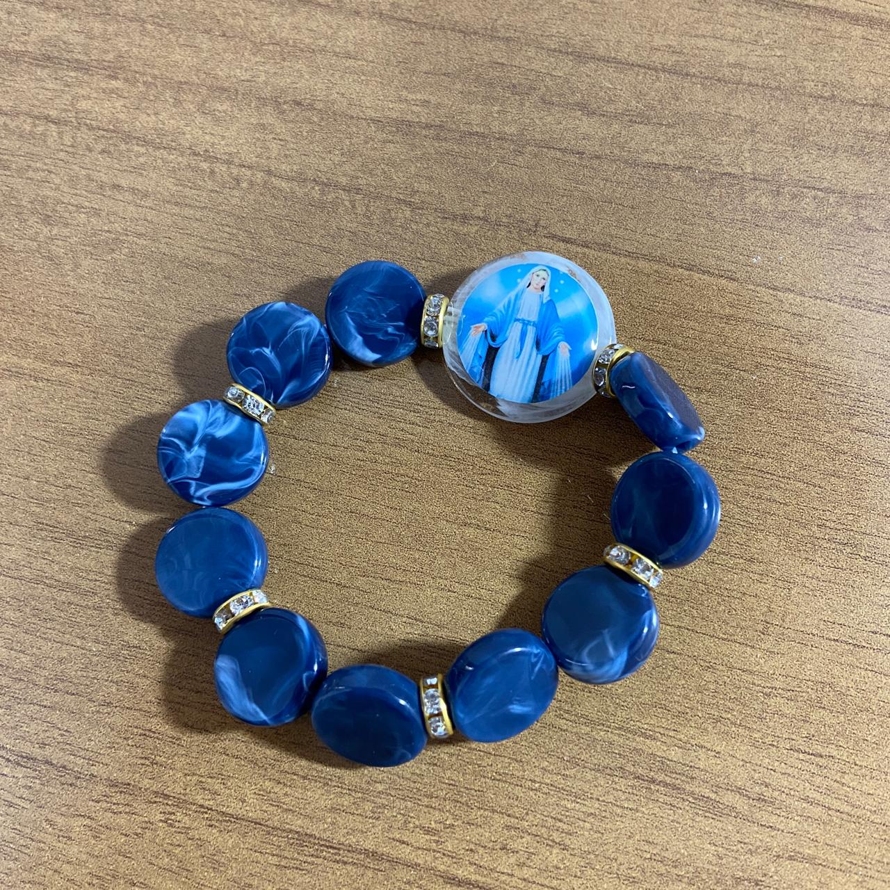 PULSEIRA ACRÍLICA COM MEDALHA RESINADA NOSSA SENHORA DAS GRAÇAS  (03 UNIDADES)