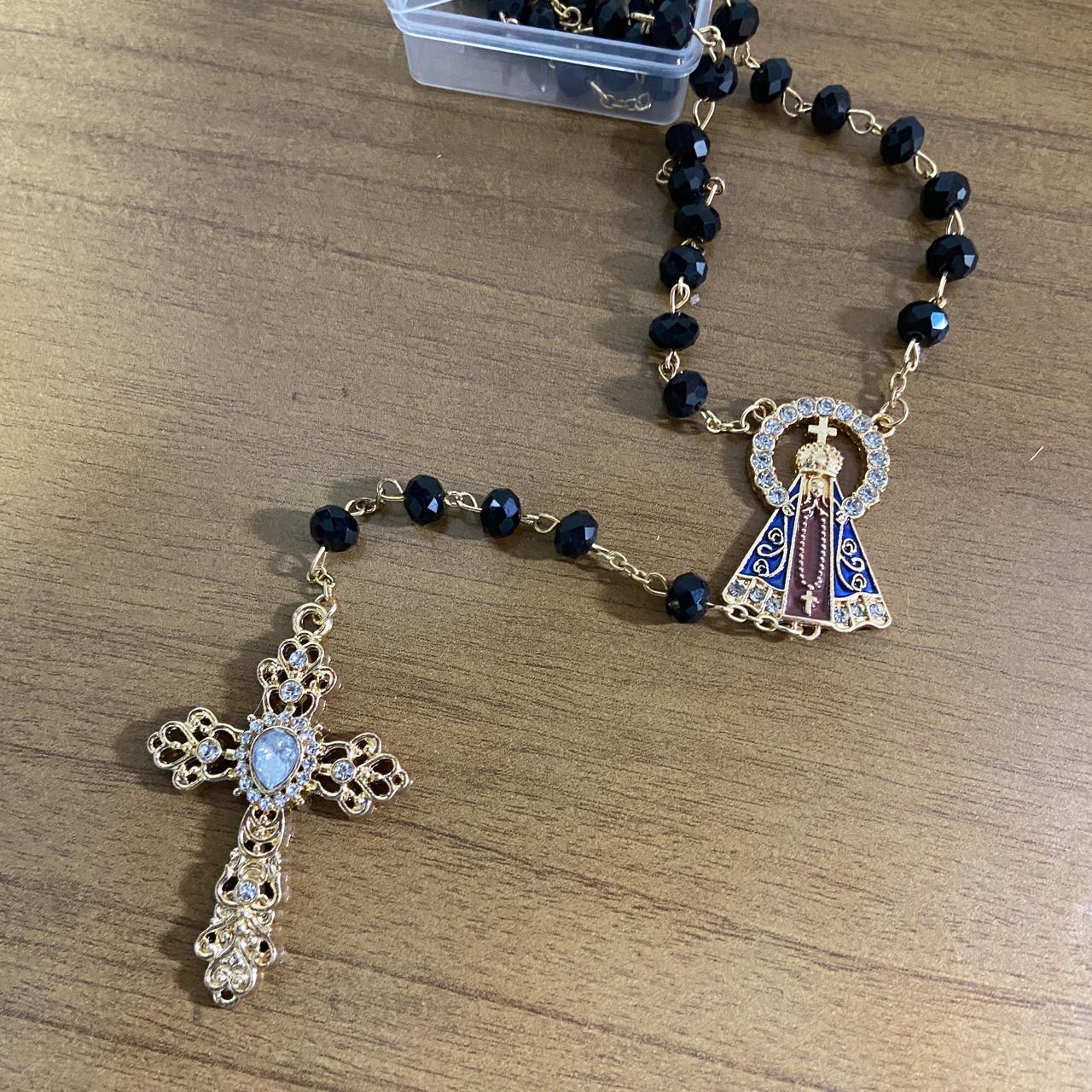 TERÇO DE NOIVA CRISTAL PRETO NOSSA SENHORA APARECIDA 06MM (1 UNIDADE)