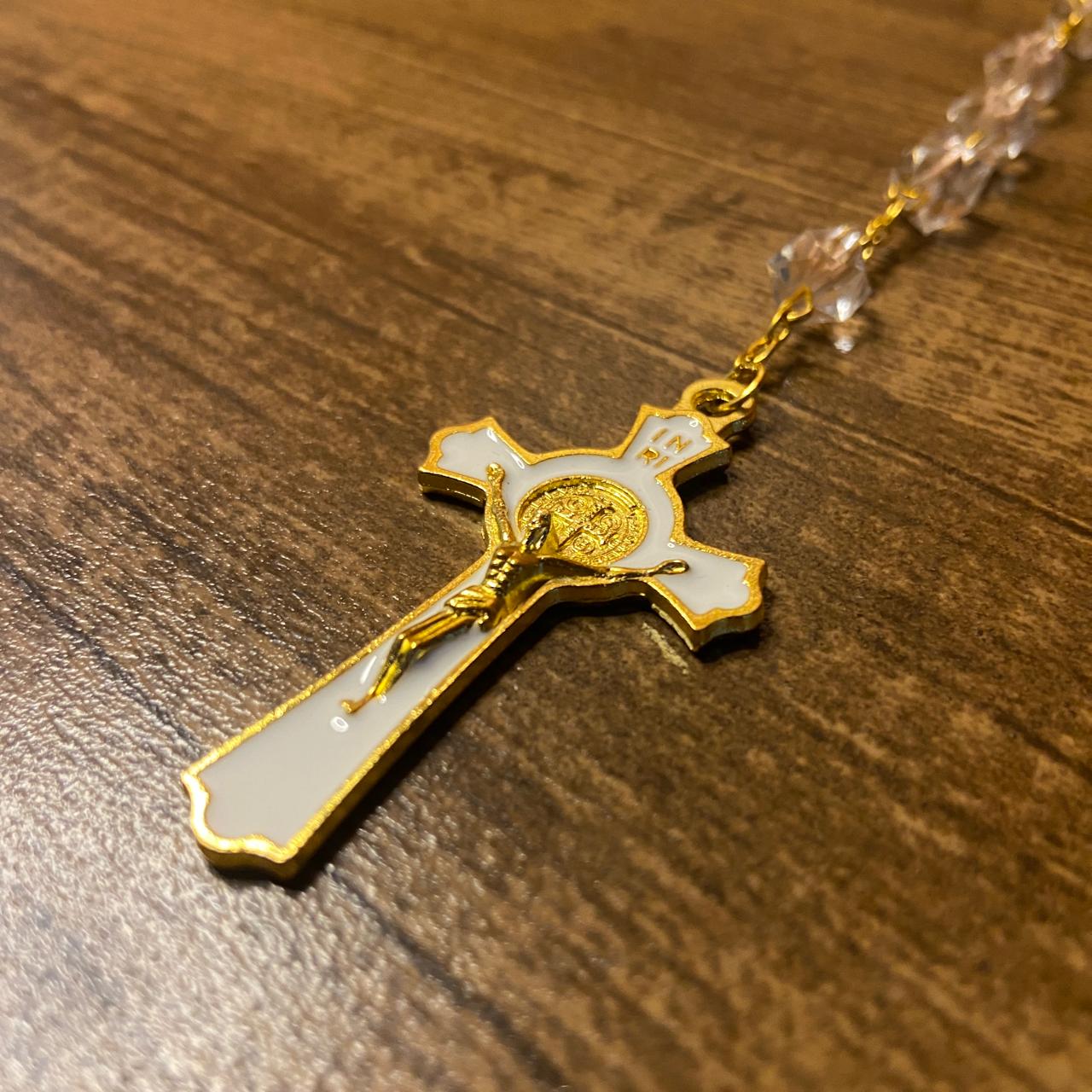 TERÇO CRISTAL MEDALHA SÃO BENTO 5 MEDALHAS 08MM (06 UNIDADES)