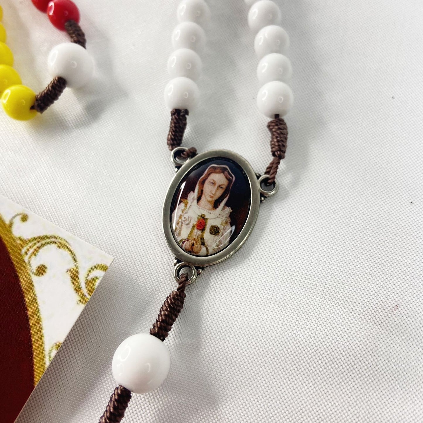 TERÇO ACRÍLICO NOSSA SENHORA DA ROSA MÍSTICA 08MM (1 UNIDADE)