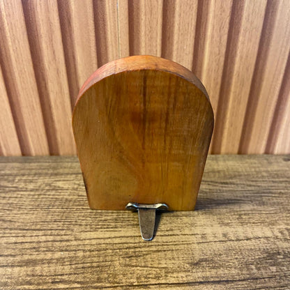 ADORNO DE MESA MADEIRA RESINADA SANTO EXPEDITO 11CM (1 UNIDADE)