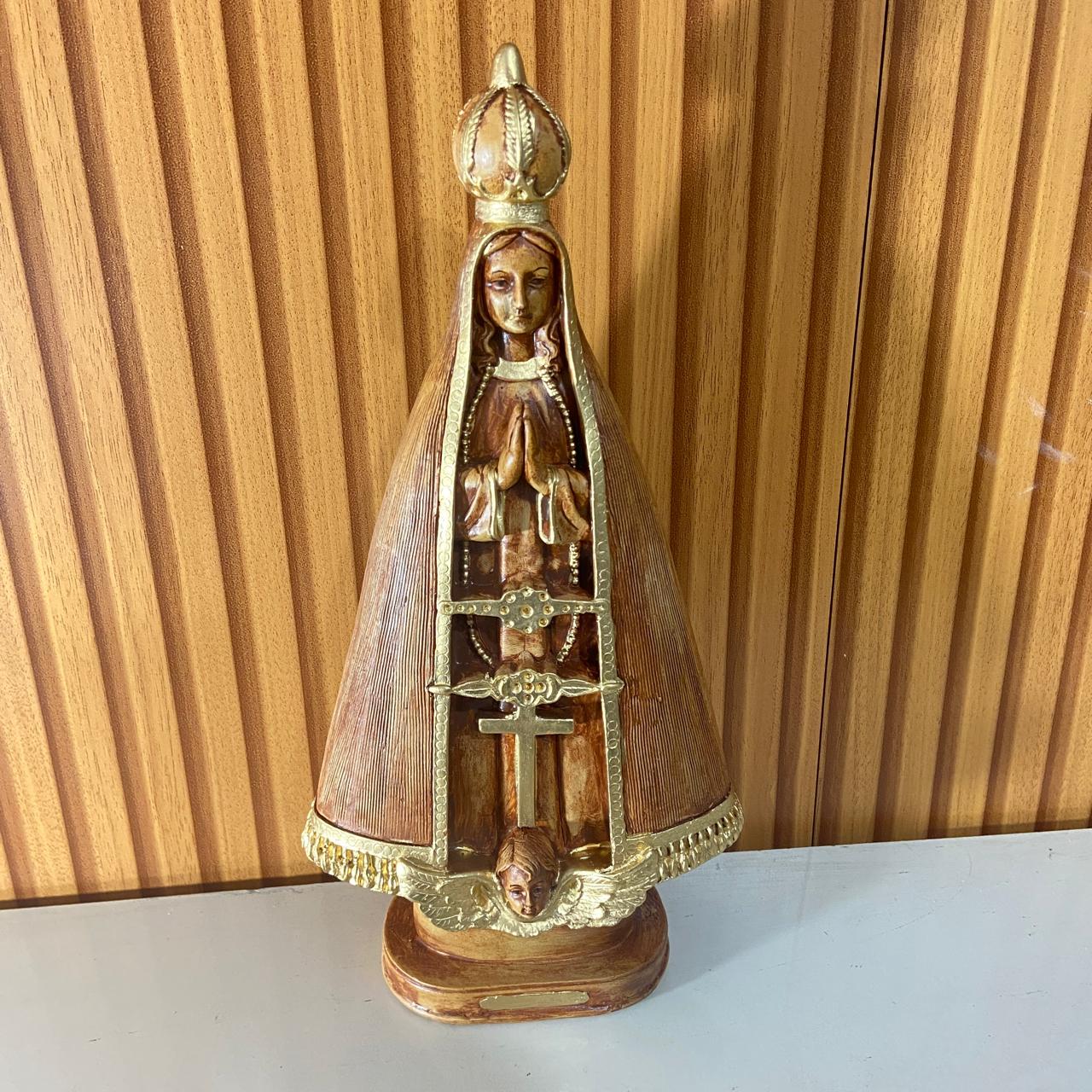 IMAGEM DE GESSO NOSSA SENHORA APARECIDA MARROM E DOURADO 31CM (1 UNIDADE)