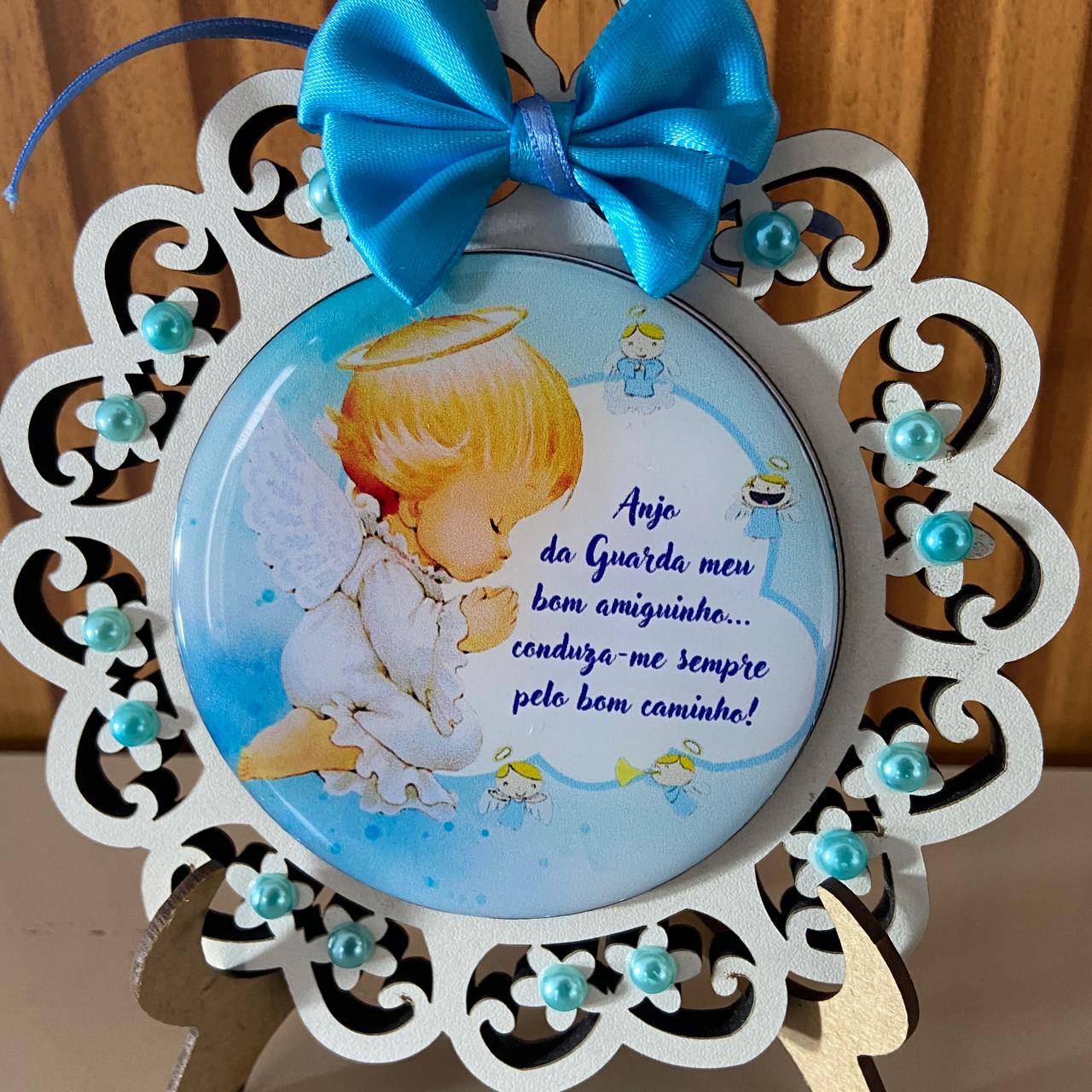 MEDALHÃO DE BERÇO ANJINHO AZUL COM ORAÇÃO (1 UNIDADE)