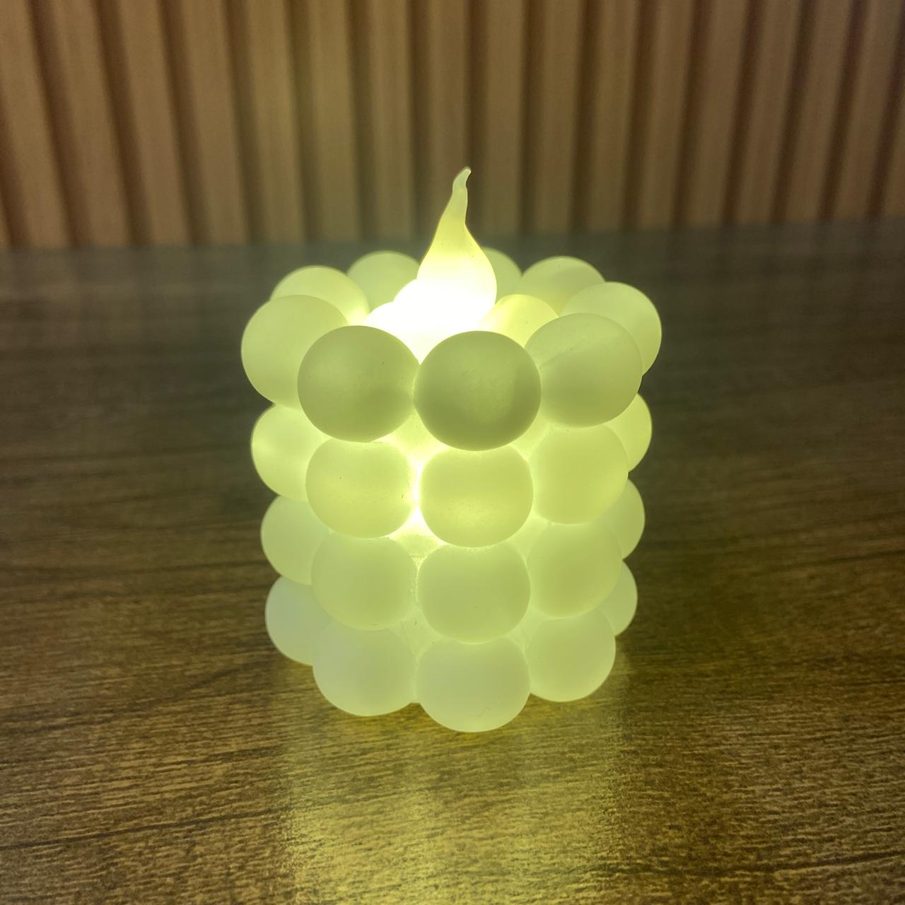 VELA ELETRÔNICA DECORADA - BOLINHAS 7,5CM ( 1 UNIDADES)