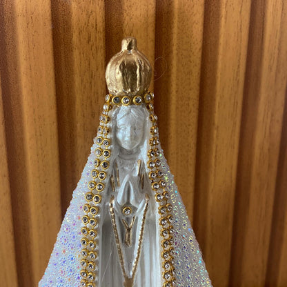 IMAGEM DE GESSO NOSSA SENHORA APARECIDA BRANCA COM STRASS BRANCO 14CM (1 UNIDADE)
