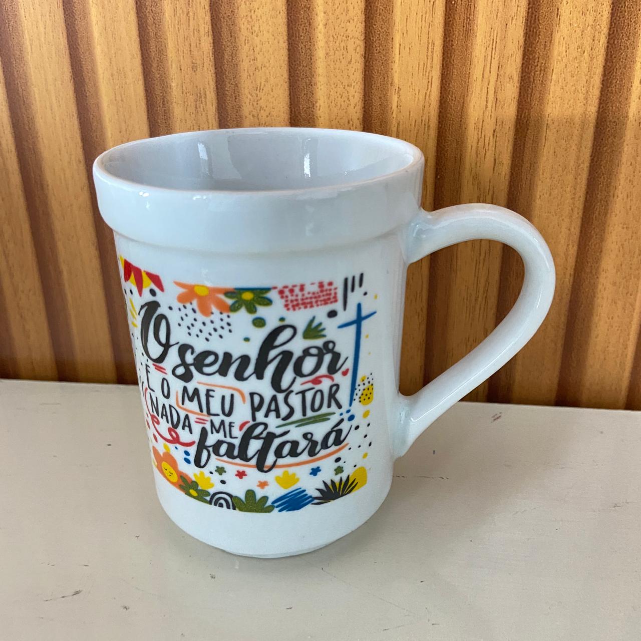 CANECA BRANCA O SENHOR É MEU PASTOR... 220ML (1 UNIDADE)