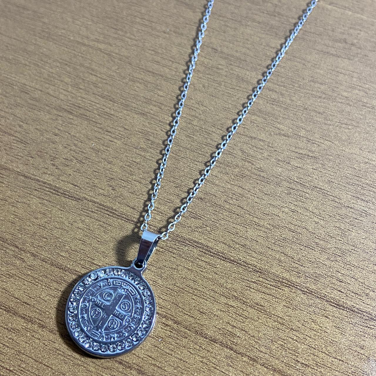 CORRENTE AÇO INOX MEDALHA DE SÃO BENTO COM STRASS (6 UNIDADES)