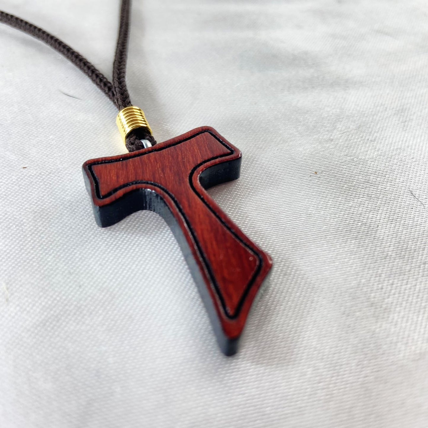 CORDÃO DO TAU MADEIRA G  (12 UNIDADES)