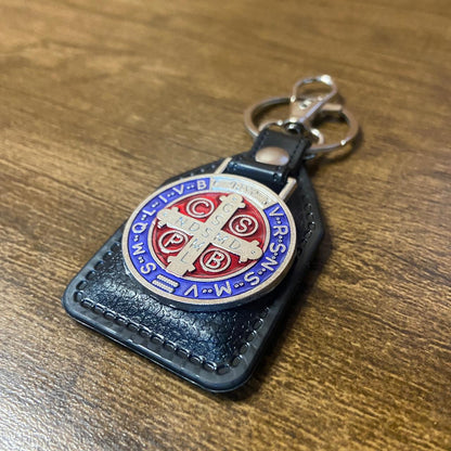 CHAVEIRO COURO COM MOSQUETE MEDALHA SÃO BENTO ( 6 UNIDADES)