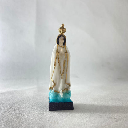 IMAGEM DE RESINA NACIONAL NOSSA SENHORA DE FÁTIMA 07CM (6 UNIDADES)