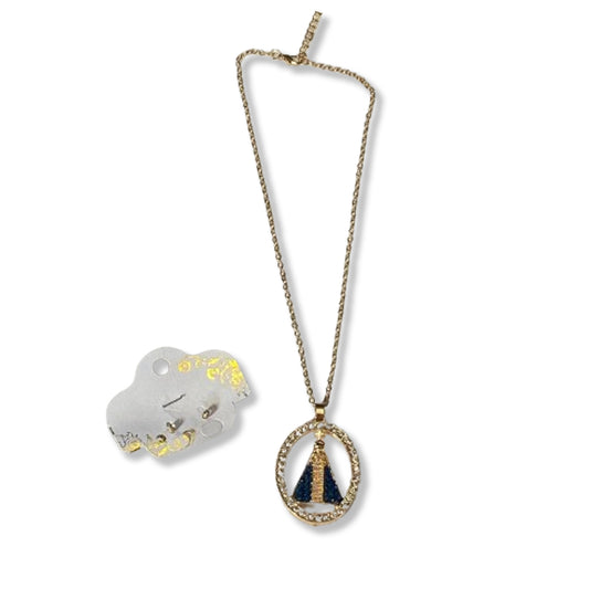 CORRENTE DOURADA OVAL COM BRINCO NOSSA SENHORA APARECIDA MADREPÉROLA  (1 UNIDADE)