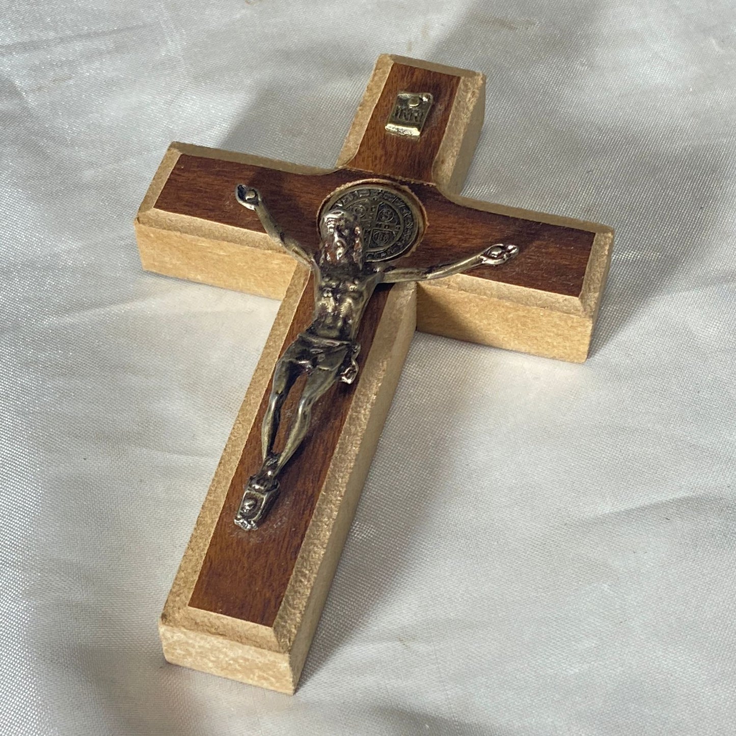 CRUCIFIXO MDF DE PAREDE 13CM (1 UNIDADE)
