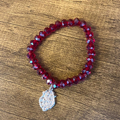 PULSEIRA CRISTAL VERMELHA COM MEDALHA PRATEADA SÃO JORGE (01 UNIDADE)