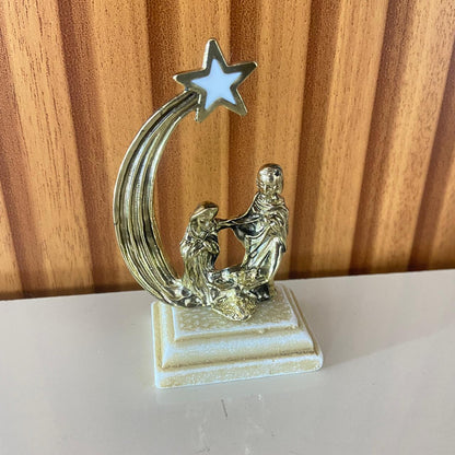MINI PRESÉPIO METAL DOURADO LUZ DE BELÉM COM BASE DE RESINA 8,5CM (1 UNIDADE)