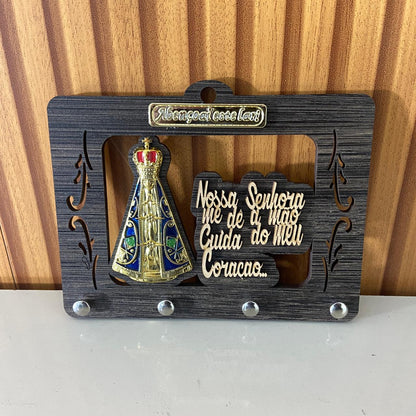 PORTA CHAVE VAZADO NOSSA SENHORA APARECIDA EM RELEVO 14CM (1 UNIDADE)