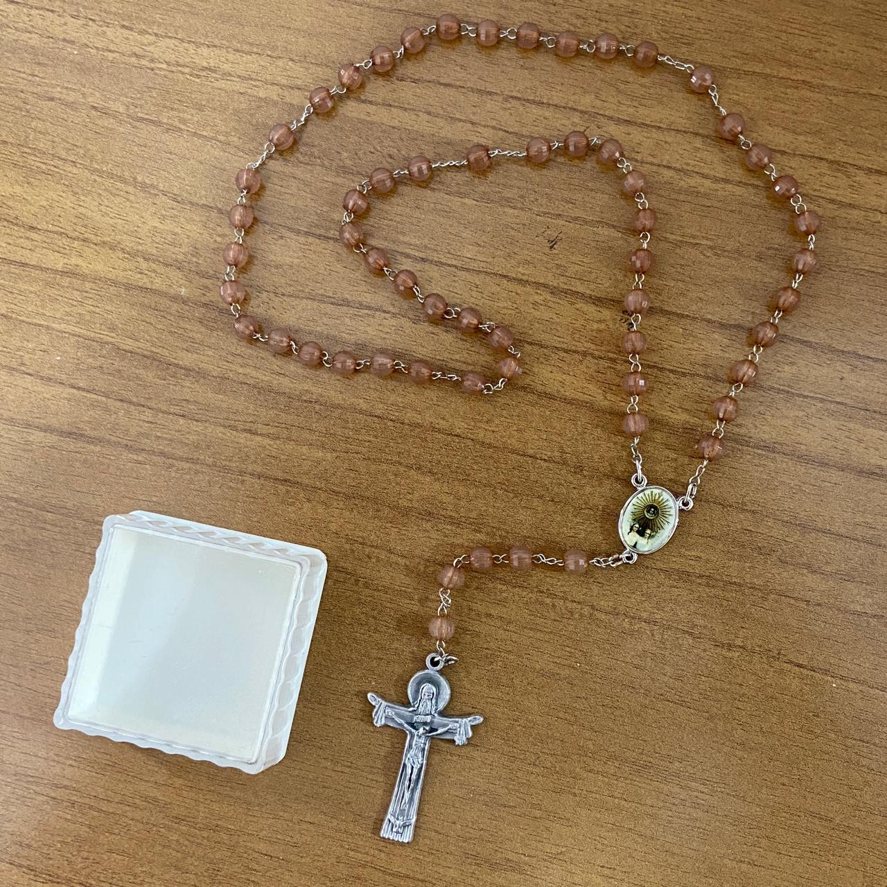 TERÇO CRISTAL NOSSA SENHORA DA SANTA CABEÇA 06CM (1 UNIDADE)