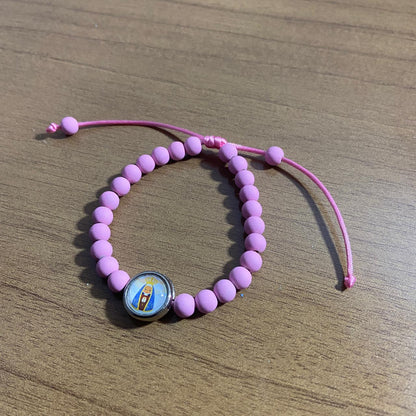 PULSEIRA ROSA REGULÁVEL COM MEDALHA RESINADA NOSSA SENHORA APARECIDA (6 UNIDADES)