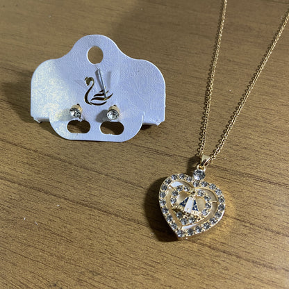 CORRENTE DOURADA COM BRINCO PONTA DE LUZ NOSSA SENHORA APARECIDA MOD 07  ( 1 UNIDADE)