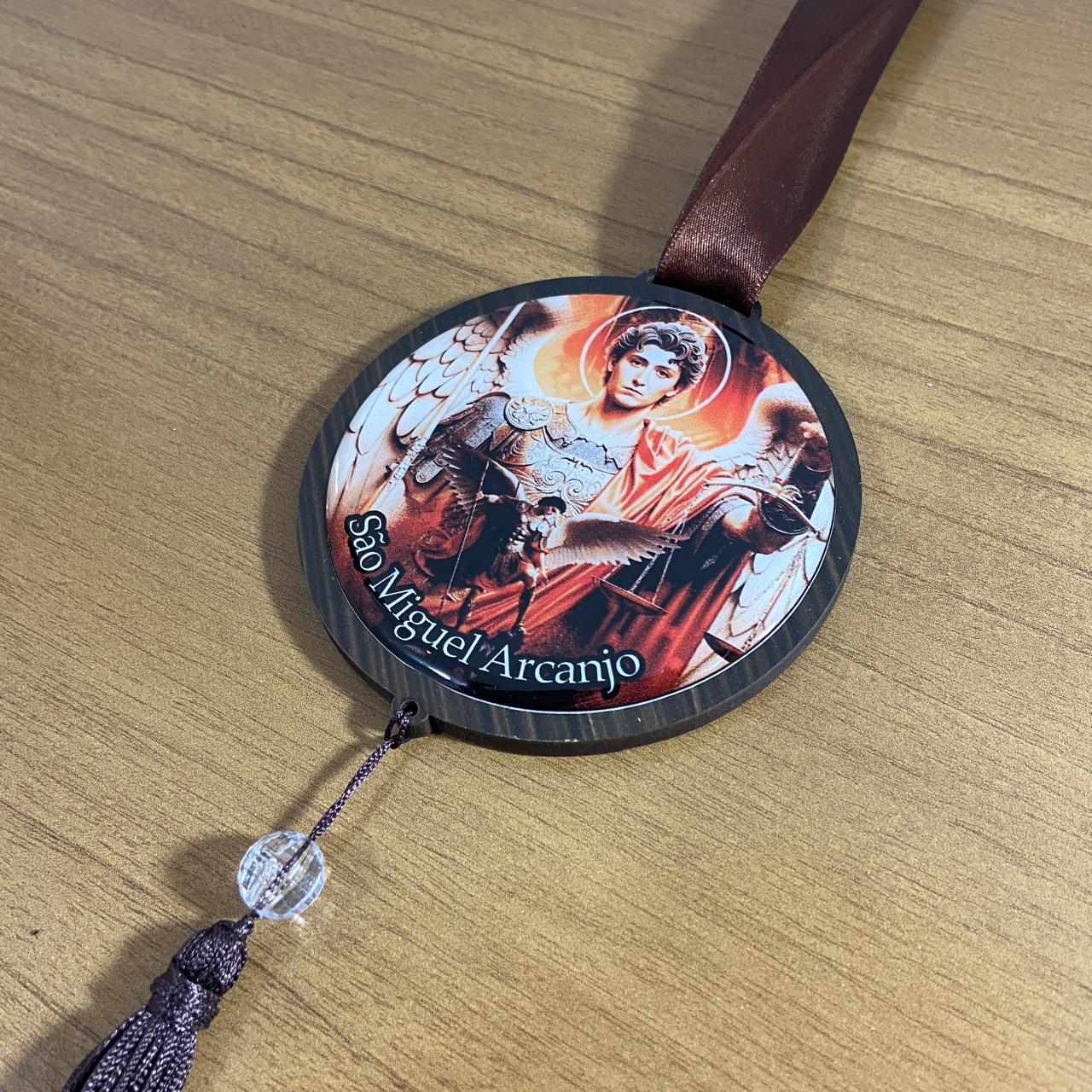 ADORNO ÚNICO REDONDO SÃO MIGUEL ARCANJO (1 UNIDADE)