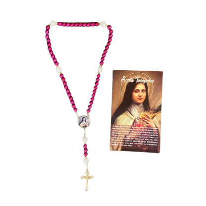 TERÇO PÉROLA ROSA COM MEDALHA RESINADA SANTA TERESINHA  8MM (1 UNIDADE)