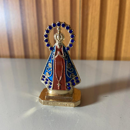 IMAGEM NOSSA SENHORA APARECIDA MARROM COM AURÉOLA  PARA CARRO STRASS AZUL (12 UNIDADES)