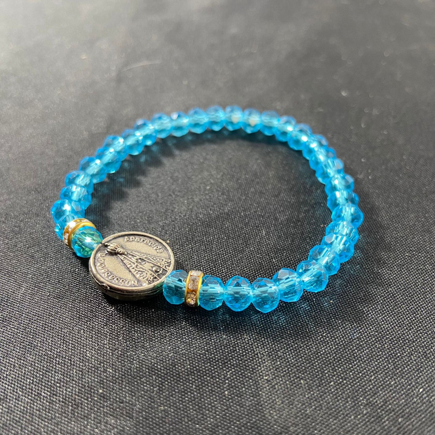 PULSEIRA CRISTAL NOSSA SENHORA APARECIDA AZUL CLARO MOD2 (6 UNIDADES)