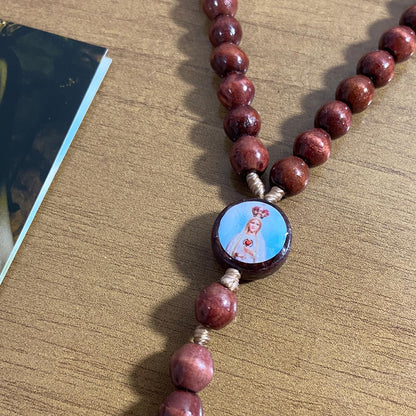 TERÇO DE MADEIRA NOSSA SENHORA DE FÁTIMA MOD3 8MM (3 UNIDADES)