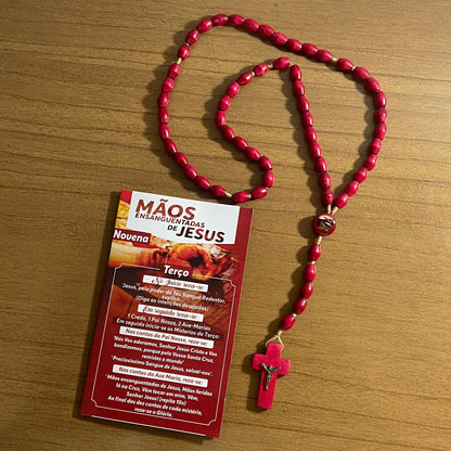 TERÇO DE MADEIRA MÃOS ENSANGUENTADAS DE JESUS 8MM MOD2 (3 UNIDADES)