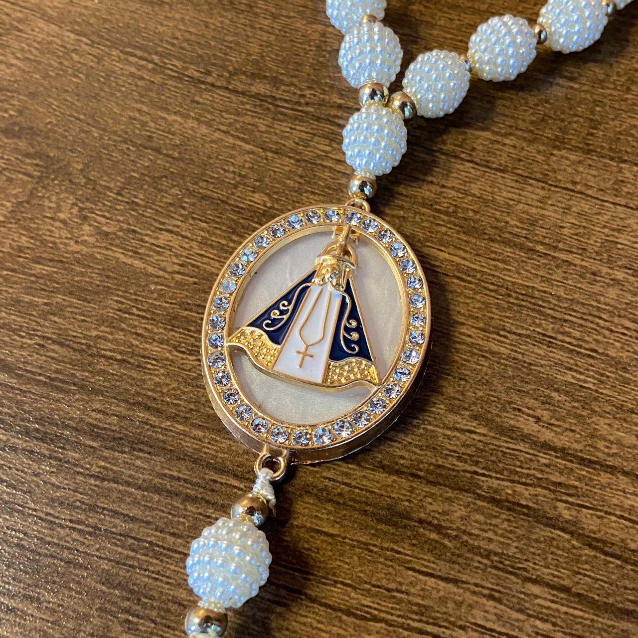 DEZENA PARA CARRO MADREPÉROLA NOSSA SENHORA APARECIDA AMORA BRANCA 12MM MOD2 (3 UNIDADES)