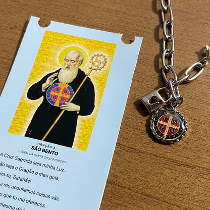 PULSEIRA CADEADO MEDALHA SÃO BENTO NA CARTELA (3 UNIDADES)