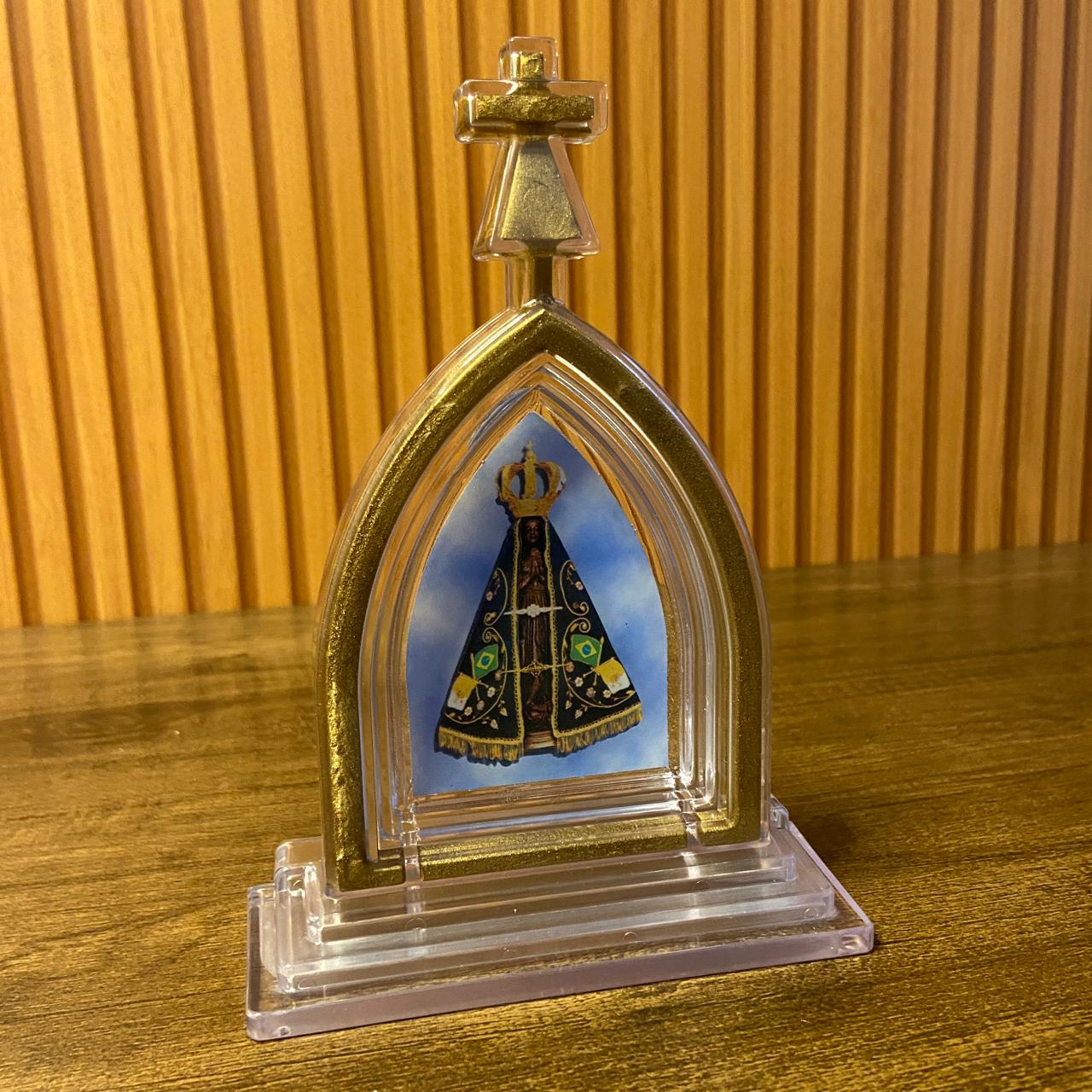 CAPELA ACRÍLICA G NOSSA SENHORA APARECIDA TRANSPARENTE 18X12 CM (1 UNIDADE)
