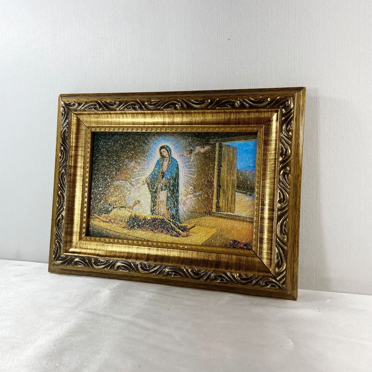 QUADRO COM MOLDURA RESINADO NOSSA SENHORA DE GUADALUPE 15,5 X 20,5  (1 UNIDADE)