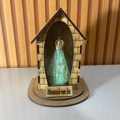 ORATÓRIO DE MESA MDF + IMAGEM DE PLÁSTICO NOSSA SENHORA APARECIDA FLUORESCENTE  12,5CM(1 UNIDADE)