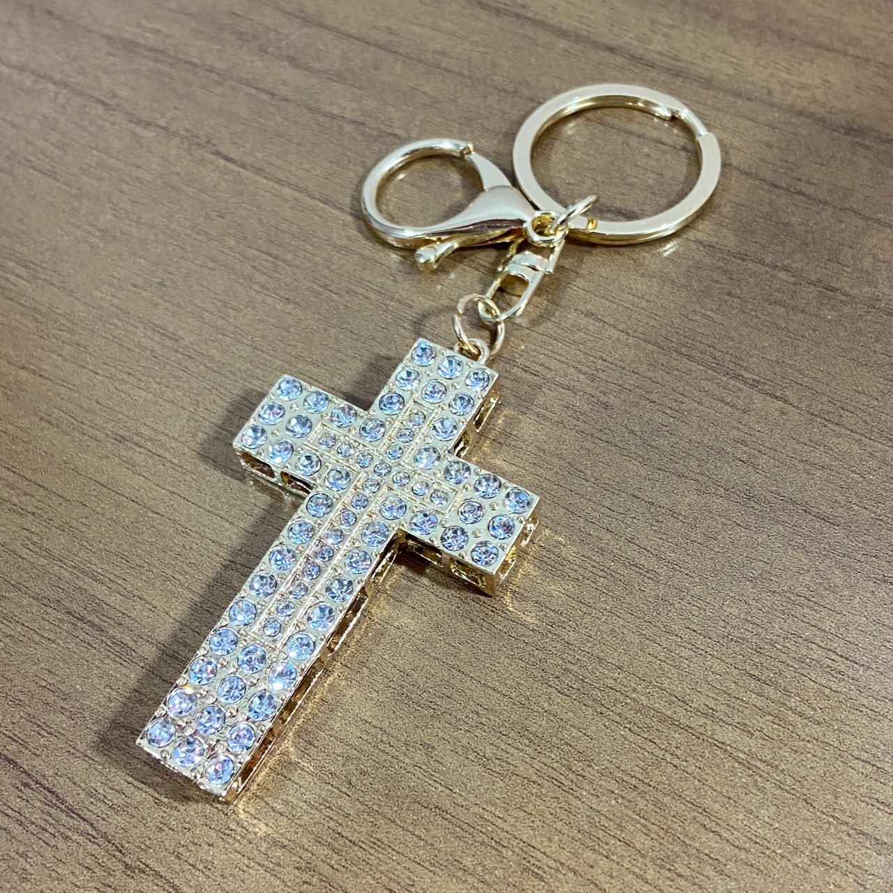CHAVEIRO LUXO COM MOSQUETE CRUZ COM STRASS (6 UNIDADES)