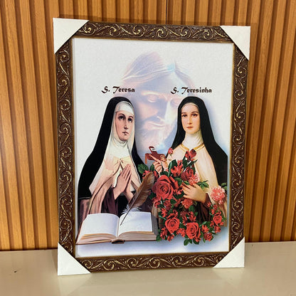 QUADRO COM MOLDURA RESINADO SANTA TERESINHA E SANTA TERESA D`ÁVILA MOD2 44CMX34CM (1 UNIDADE)